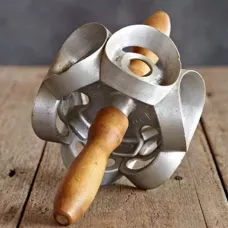 Пристосування для нарізки тіста для пончиків Donut Cutter