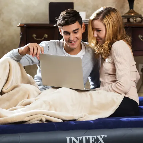 Матрац надувний INTEX до 170 кг, флоковане покриття, 137x191x25 см - фото 6