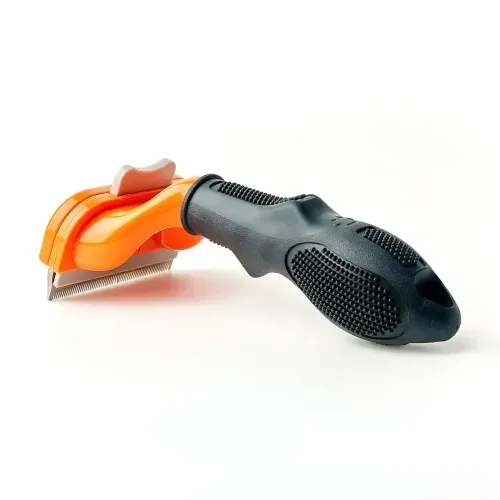Фурминатор для вычесывания собак FURminator AD-23M1-M2 с кнопкой для чистки шерсти, размер M, лезвие 6.5 см - фото 4