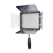 Постійне студійне світло Yongnuo YN-300 III, LED-панель, від 3200-5500K, 18 Вт, 2280 лм, 300 діодів