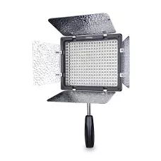 Постійне студійне світло Yongnuo YN-300 III, LED-панель, від 3200-5500K, 18 Вт, 2280 лм, 300 діодів
