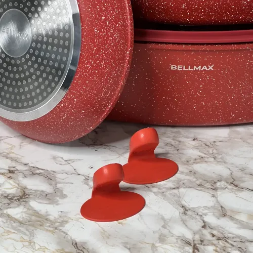 Набор посуды Bellmax Cookware Set BM-132, квадратные кастрюли с гранитным покрытием, сковорода, прихватки Красный - фото 6