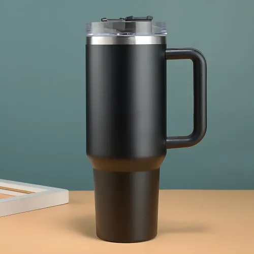 Термокухоль Stanley 1,18 л з кришкою FlowState і соломинкою, вакуумна ізоляція, неіржавка сталь, ручка Червоний - фото 8