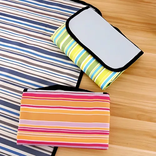 Водонепроникний складаний килимок для пікніка 150х200 см AND1726, пляжна підстилка з ручкою для перенесення - фото 9