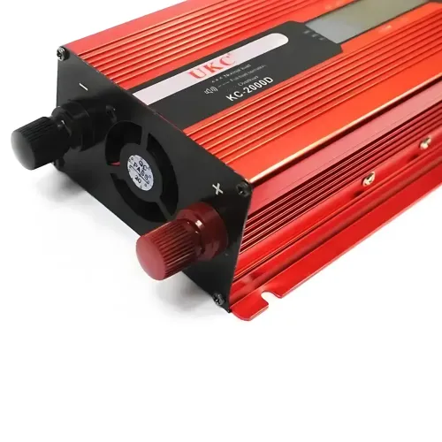 Преобразователь напряжения инвертор UKC KC-2000D 12V-220V 2000W с LCD дисплеем и USB, 80А, 12-220В с крокодилами - фото 3