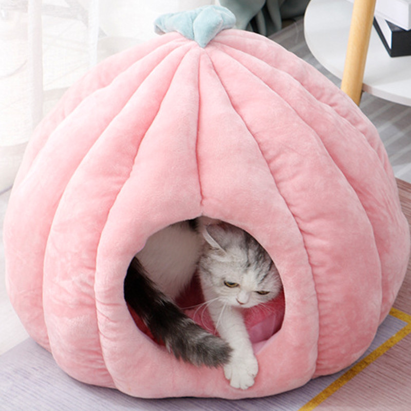 Мягкий домик для животных в виде тыквы, тёплый с мягкой внутренней подушкой 47х37 см Аnimal World Розовый фото - 5
