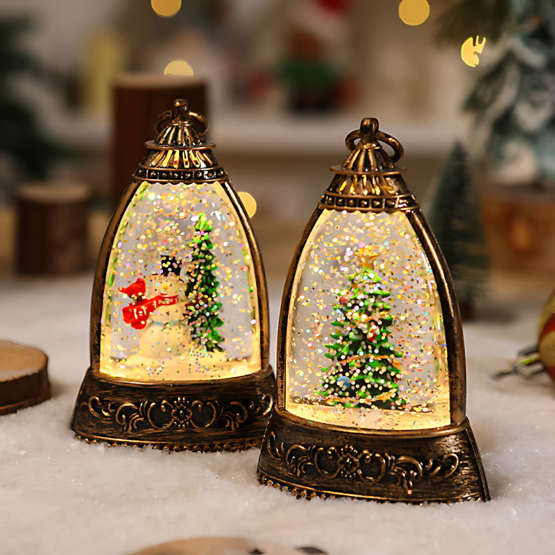 Різдвяний нічник-ліхтар &laquo;Сніжна лампа&raquo; 14&times;8,5 см з LED-підсвіткою, блискітками та різдвяними фігурками Елочка фото - 2