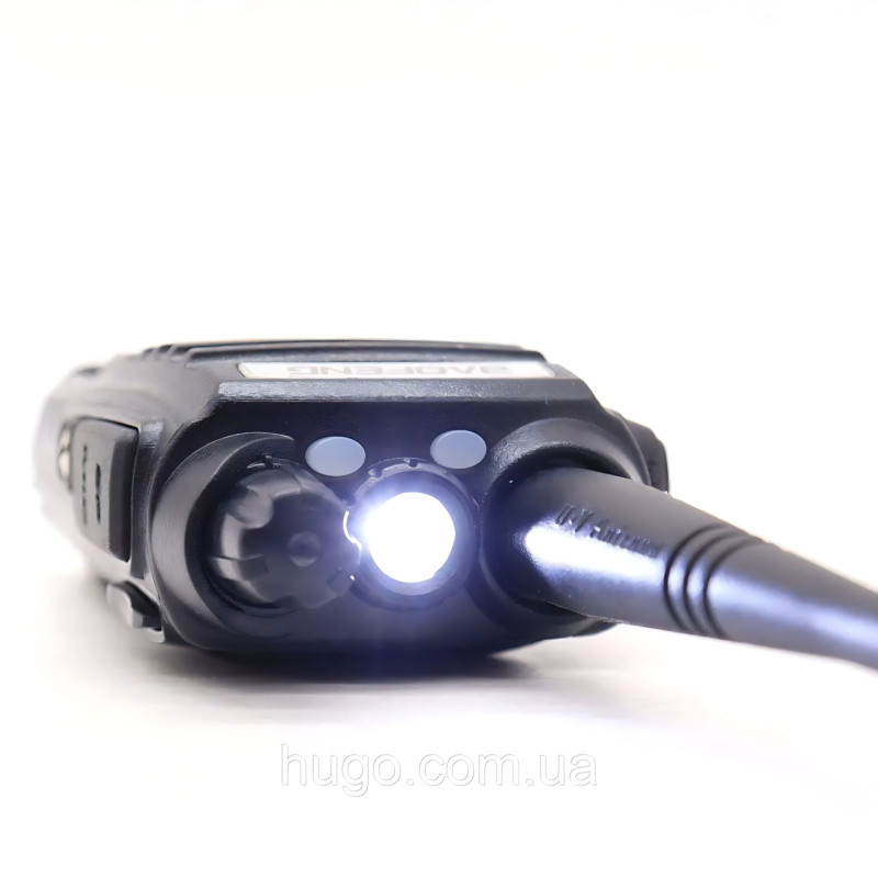 Рация Baofeng UV-9R Plus (IP67, 8 Вт, Dual Band, 2800 мАч, фонарик, FM-радио, III режима мощности) фото - 4