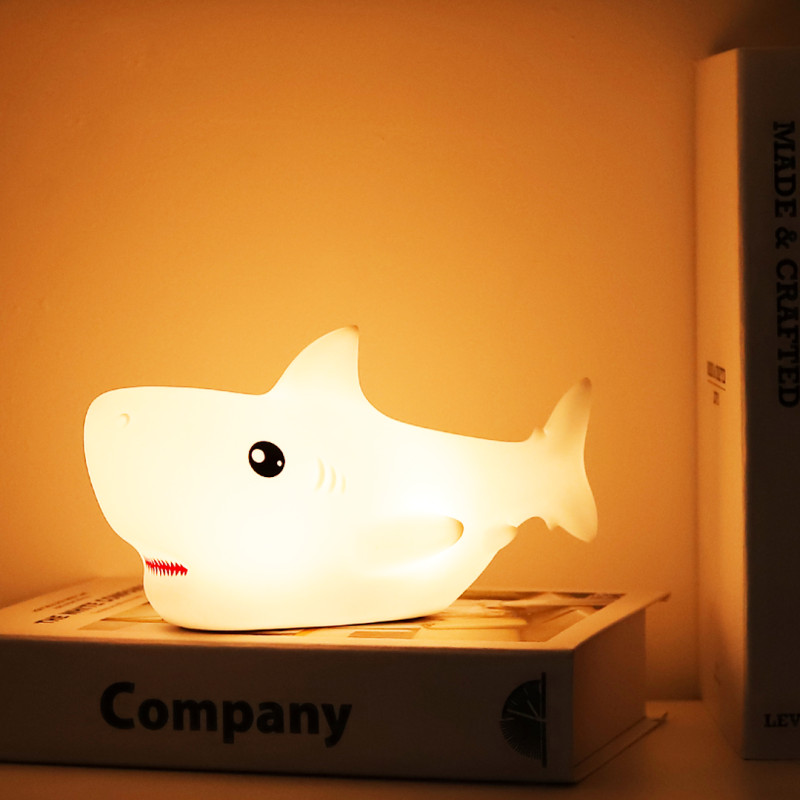Безопасный детский силиконовый ночник игрушка милая акула RGB+ тёплый белый фото - 5