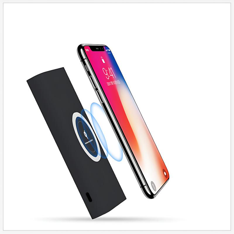 Power Bank 30000 мА·год із функцією швидкого й бездротового заряджання фото - 5