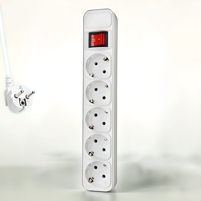 Сетевой фильтр-удлинитель SP5, 5 розеток (5 евро), 5 м, с заземлением, защита от помех и перегрузок, черный Белый