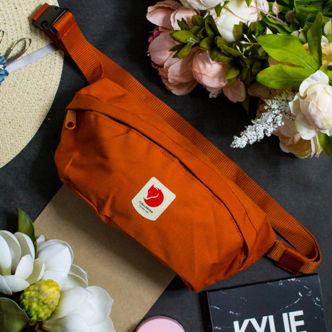 Шведська сумка на пояс Fjällräven Ulvö Hip Pack Medium Original бананка, унісекс, різні кольори (Hokkaido orange) Рудий