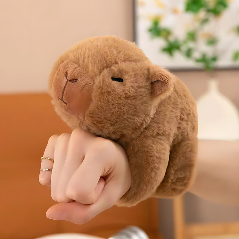 Игрушка с креплением на запястье, плюшевая капибара 21 см фото - 10