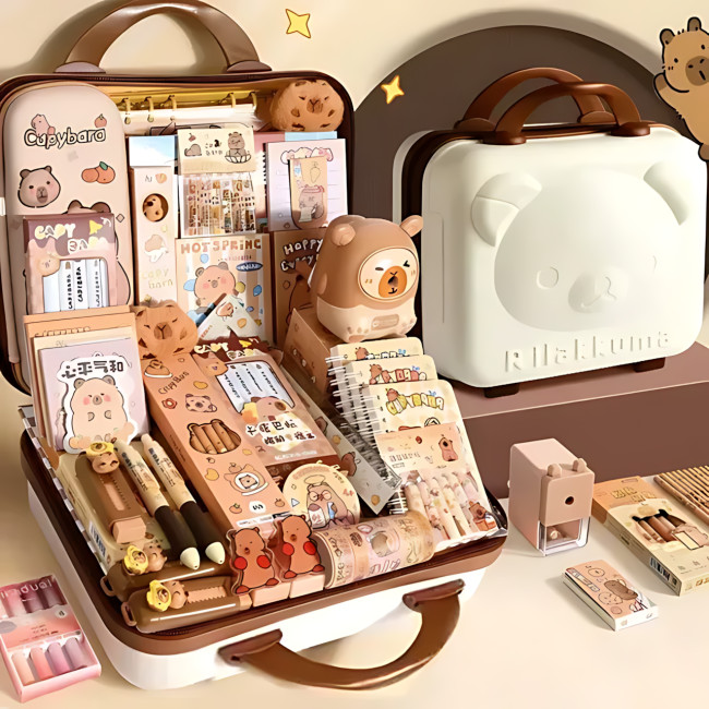 Набор канцелярии 55-в-1 в чемодане &laquo;Капибара&raquo; с кодовым замком, для школы и творчества: блокноты, наклейки, пенал, альбомы, ручки