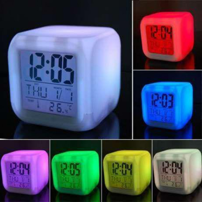 Часы кубик светящиеся хамелеон с термометром 508