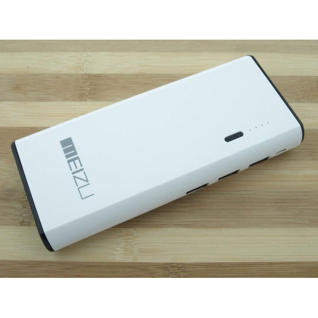 Power bank Meizu 30000 mAh 3 USB + LED фонарь
